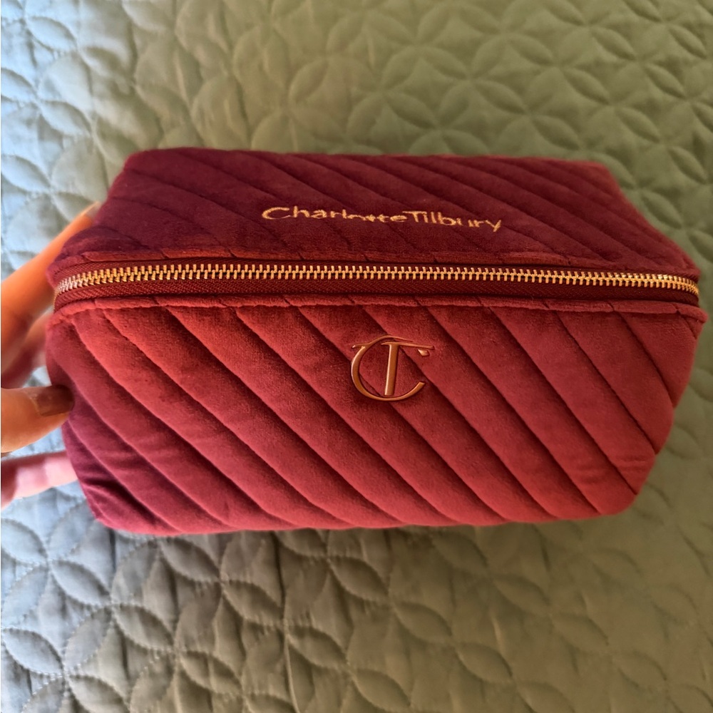 brand new Charlotte Tilbury Large makeup bag limited edition